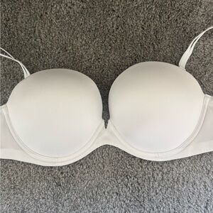 Victoria's Secret White Bra